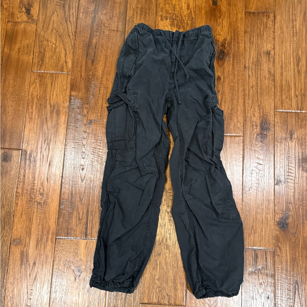 Aritzia TNA Black cargo pants